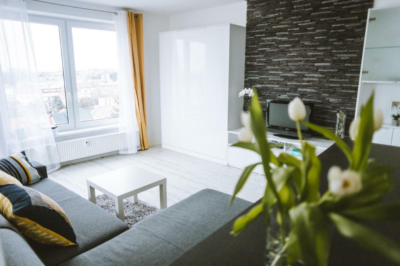 Design Apartment, The City Centre Close To The Health Spa Piest'any Eksteriør bilde