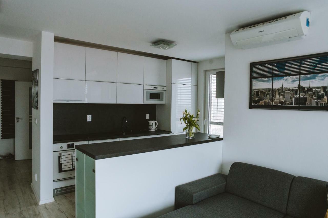 Design Apartment, The City Centre Close To The Health Spa Piest'any Eksteriør bilde