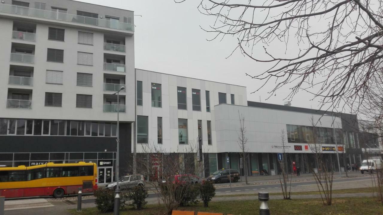 Design Apartment, The City Centre Close To The Health Spa Piest'any Eksteriør bilde